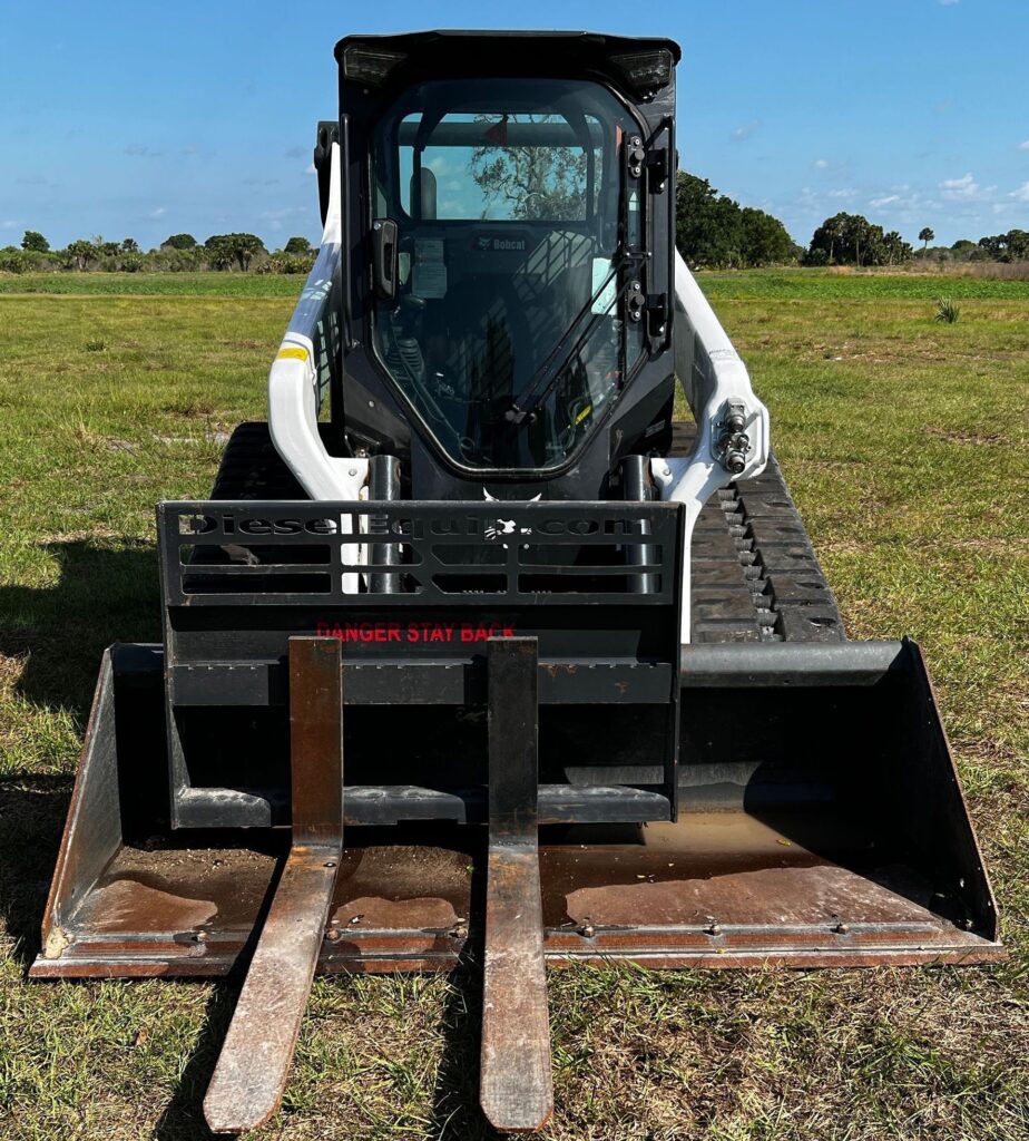 2022 Bobcat T76