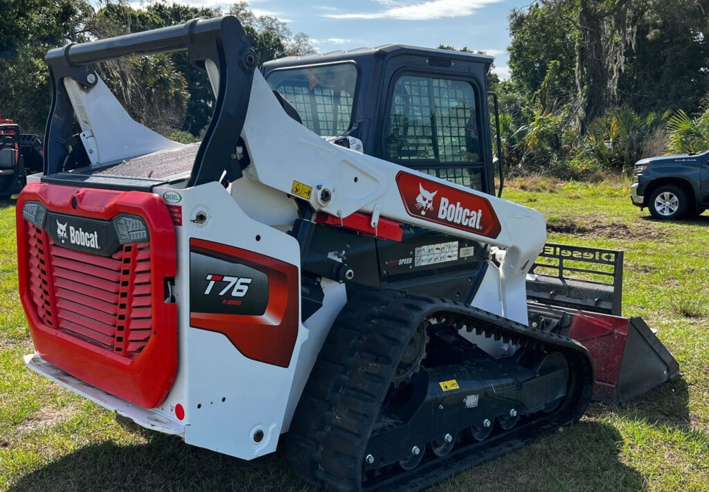 2022 Bobcat T76