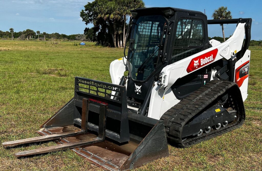 2022 Bobcat T76