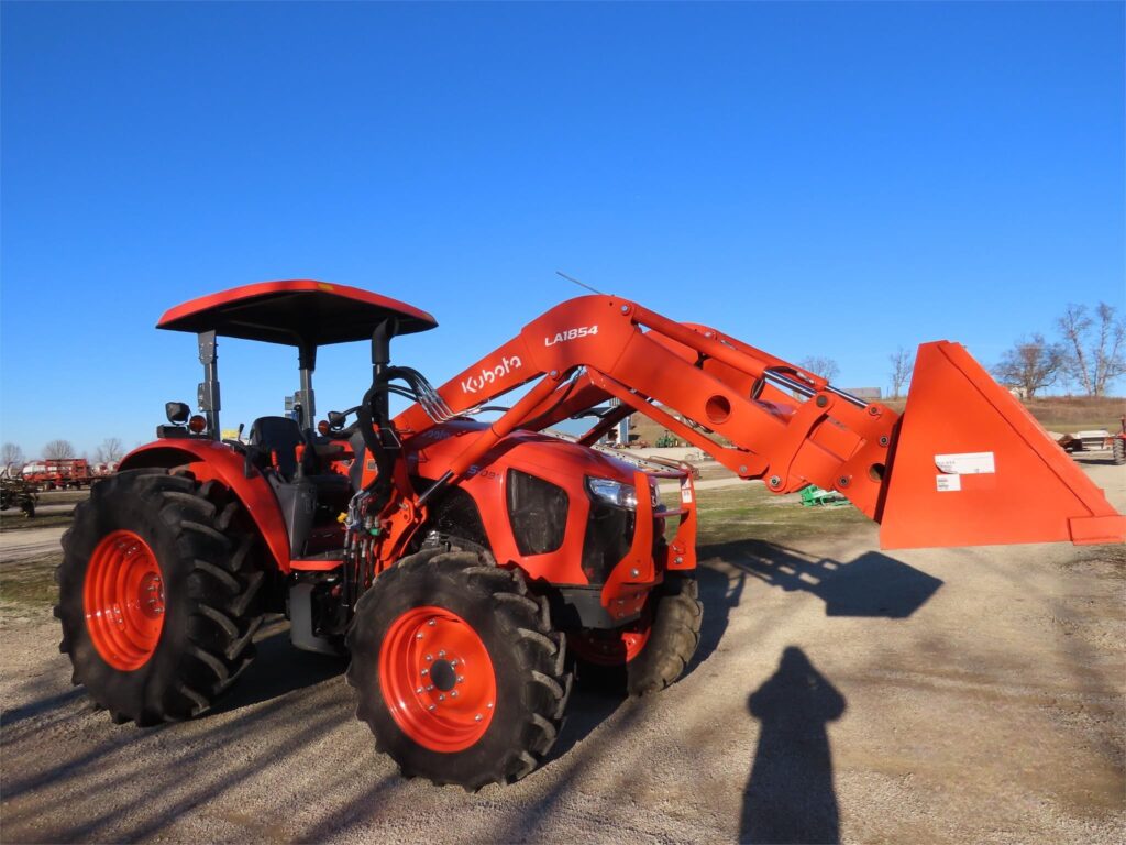2021 Kubota M5091D MFWD Utility Tractor
