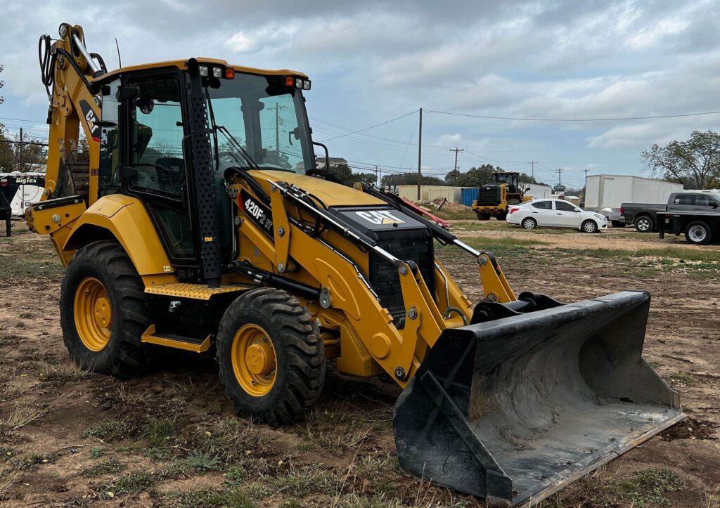 2019 Caterpillar 420F2 IT