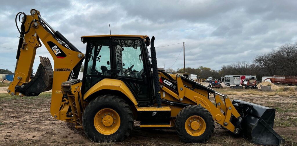2019 Caterpillar 420F2 IT