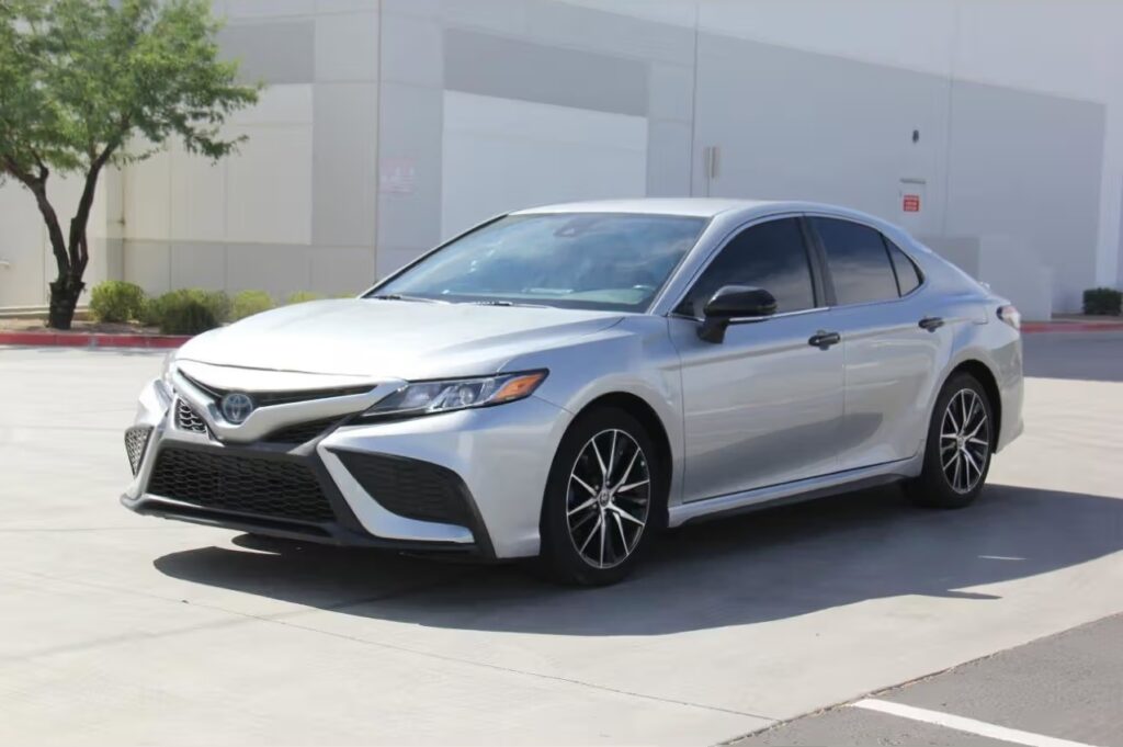 2021 Toyota Camry SE