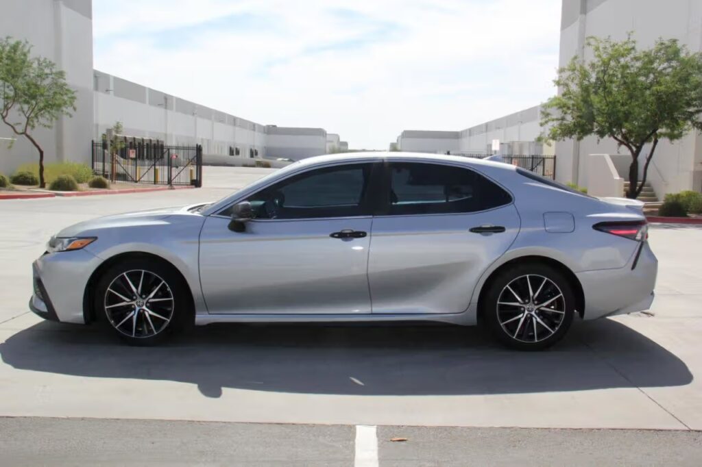 2021 Toyota Camry SE