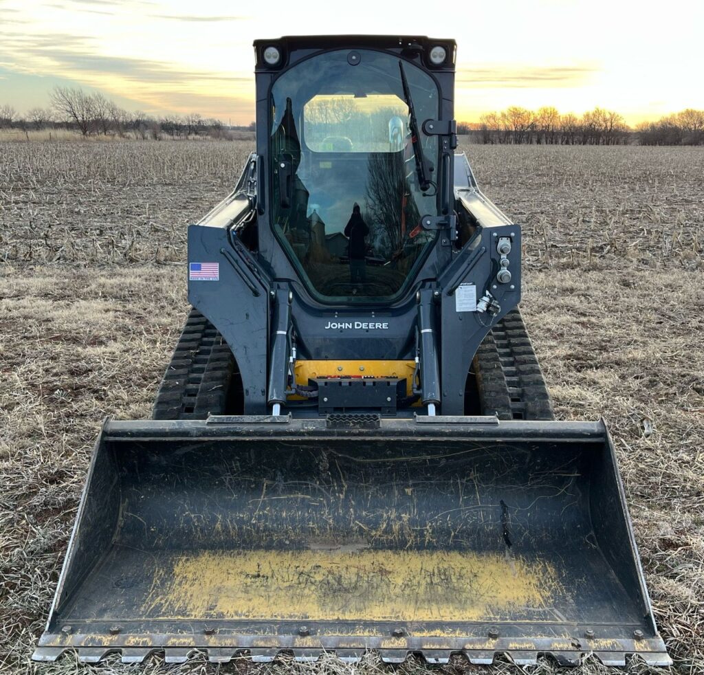 2019 John Deere 325G