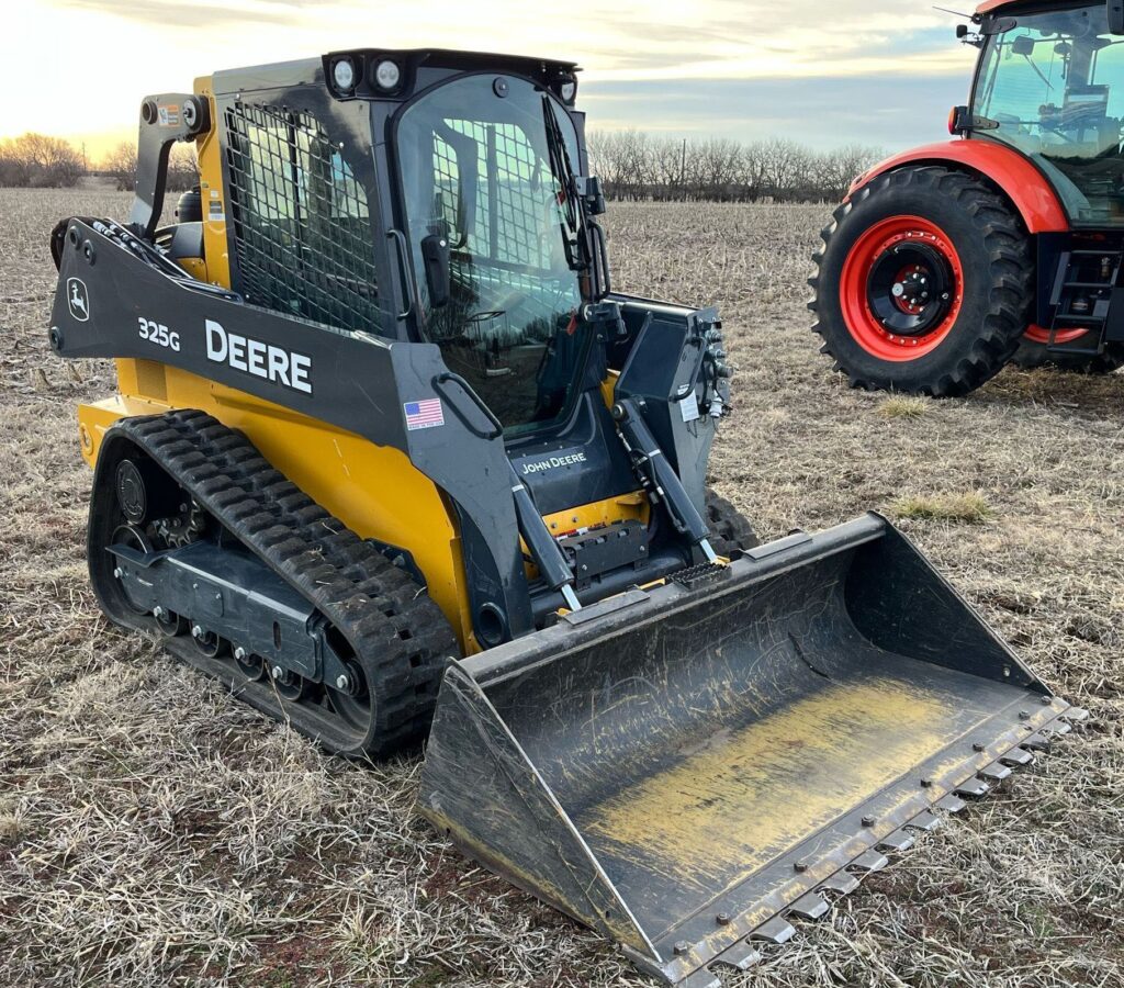 2019 John Deere 325G